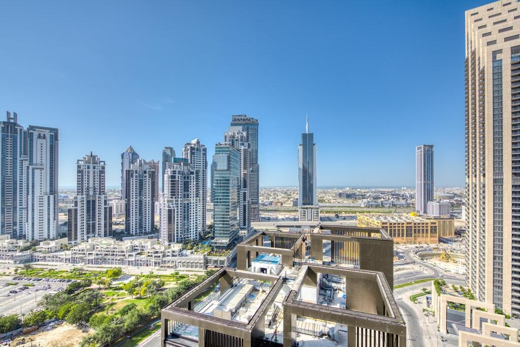 RH- 2BR Downtown, Close To DXB Mall - Find Your Dubai