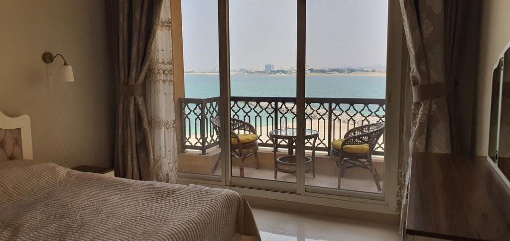 Sea View 1BR Apartment In Bab Al Bahr On Al Marjan Island - thumb 5