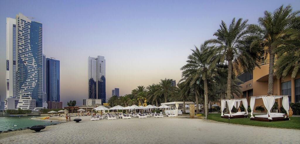 Sheraton Abu Dhabi Hotel & Resort - thumb 2