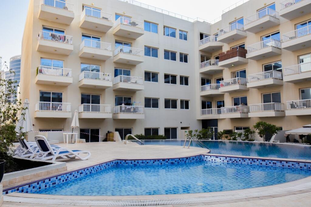 Signature Holiday Homes - Furnished Studio In Knight Bridge Court A, JVC - thumb 1