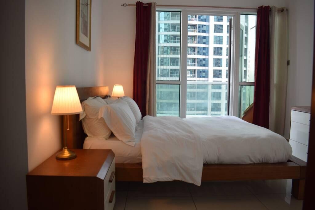 Skynest Holiday Homes Sea View 1 Bedroom Apartment Dubai Marina 1011 - thumb 1