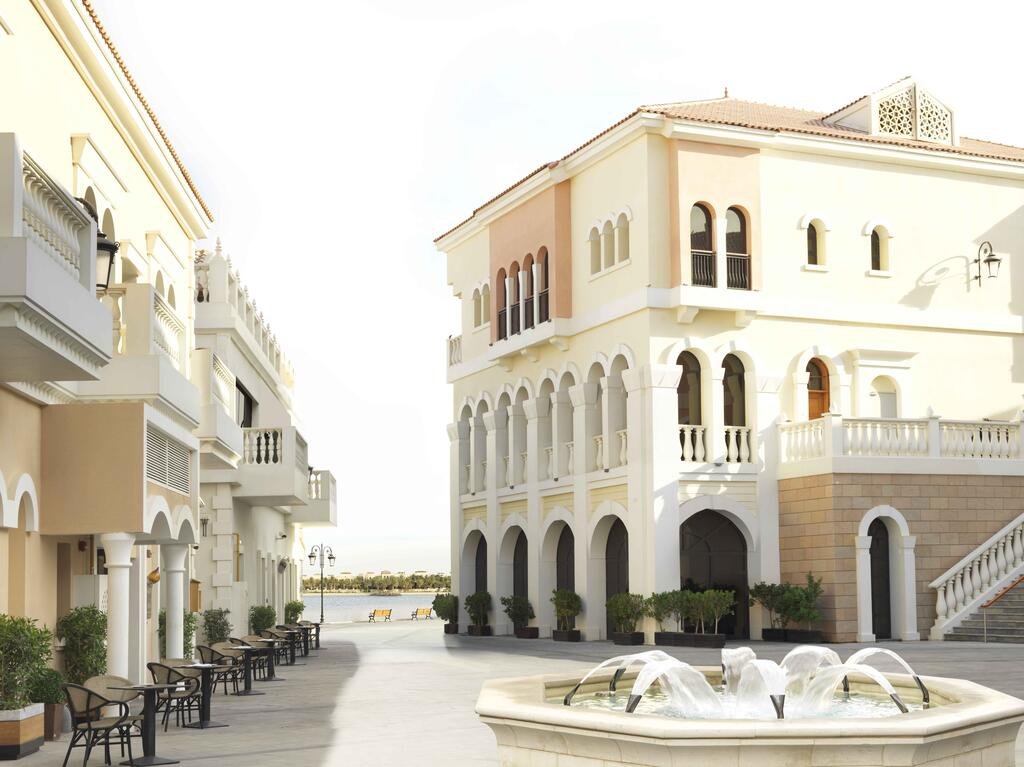 The Ritz-Carlton Abu Dhabi, Grand Canal - thumb 3