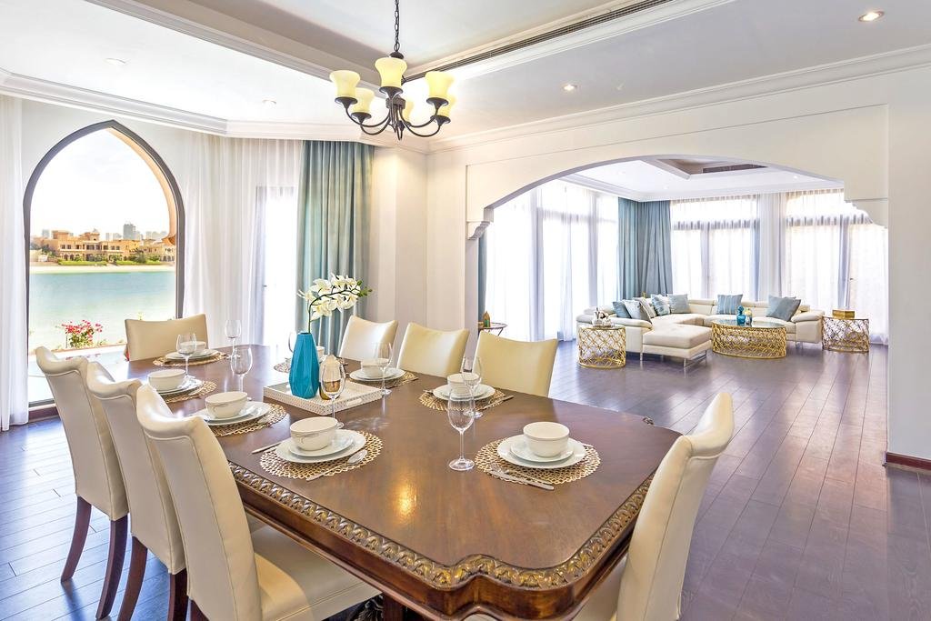 Upscale 6BR Villa With Private Pool On Palm Jumeirah - thumb 3