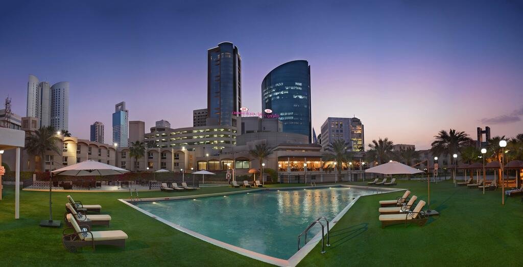 Crowne Plaza Bahrain, An IHG Hotel - Accommodation Bahrain