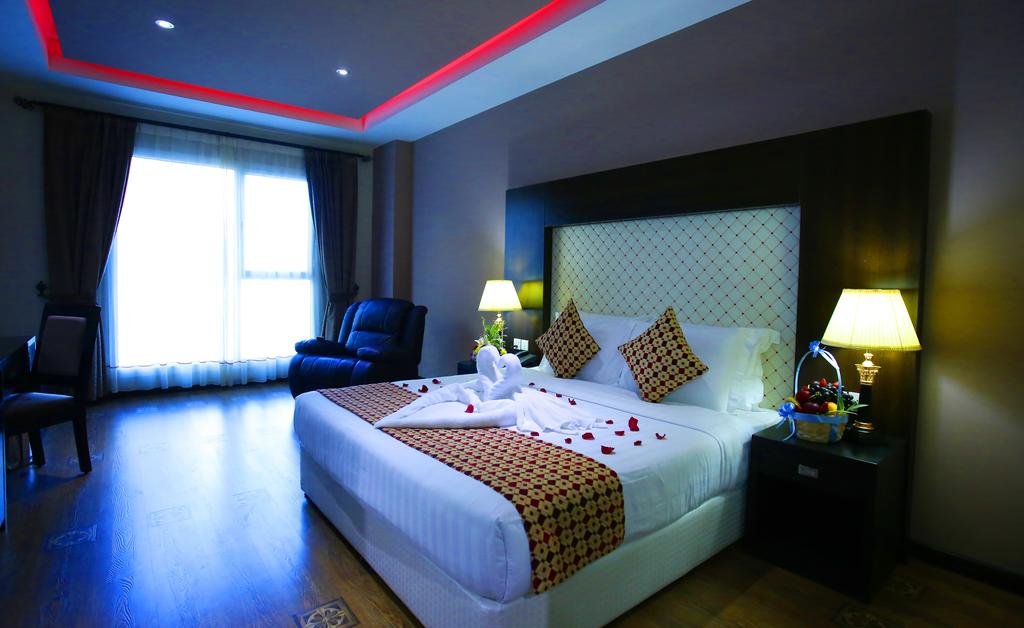 Crystal Palace Hotel - Accommodation Bahrain