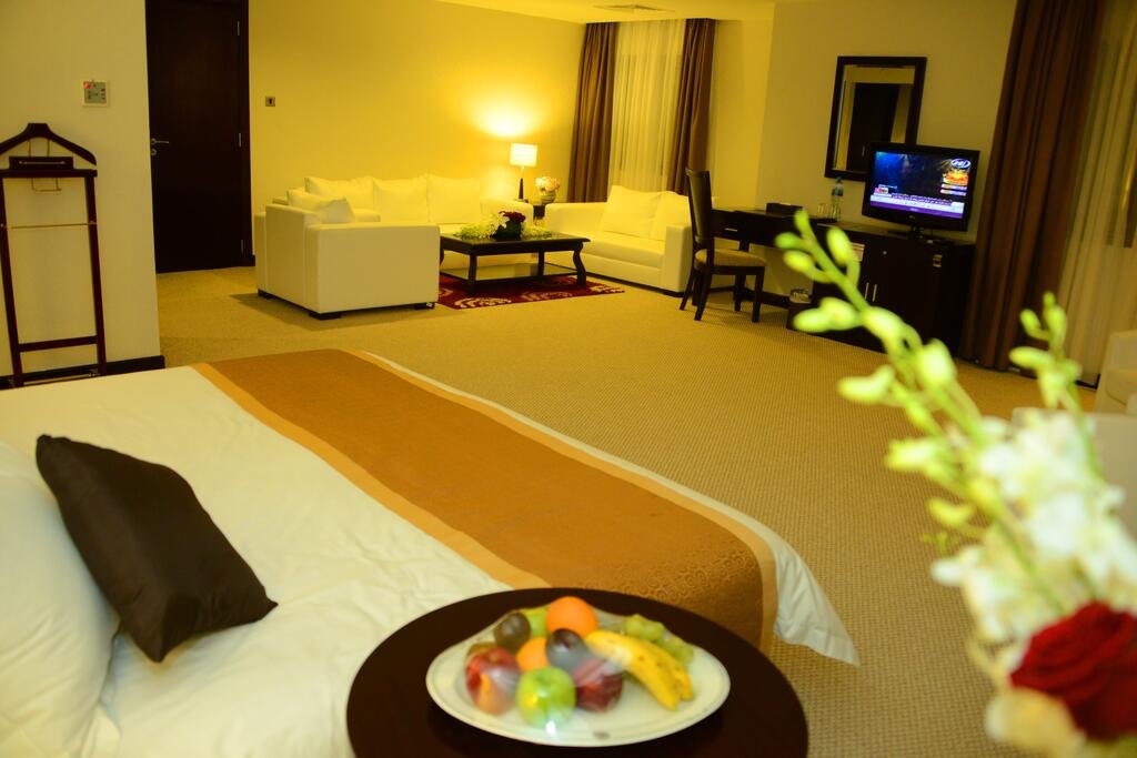 Monroe Hotel & Suites - Accommodation Bahrain 0