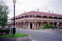 Jens Town Hall Hotel - Geraldton Accommodation