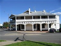 Commonwealth Hotel - Wagga Wagga Accommodation