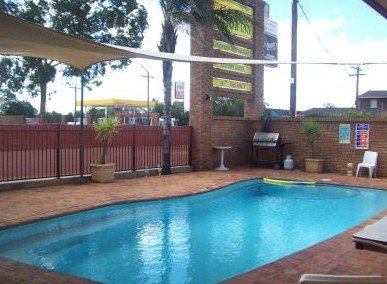 Cobar NSW Coogee Beach Accommodation