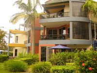 Como Noosa - Accommodation in Surfers Paradise