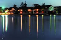 Clan Lakeside Lodge - Accommodation in Surfers Paradise