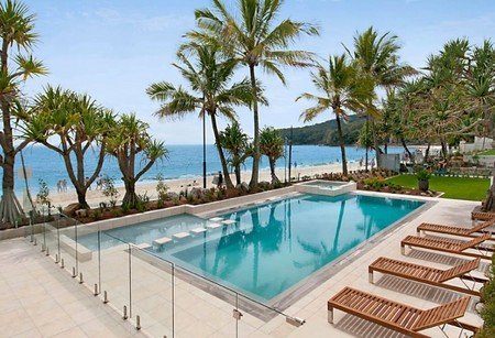 Noosa QLD Accommodation Redcliffe