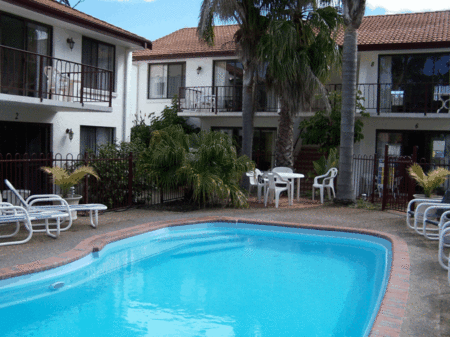 Peninsular Apartments - Accommodation Cooktown