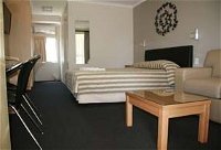 Queensgate Motel - eAccommodation