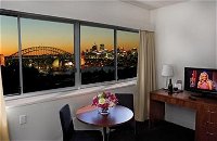 Macleay Serviced Apartment Hotel - C Tourism