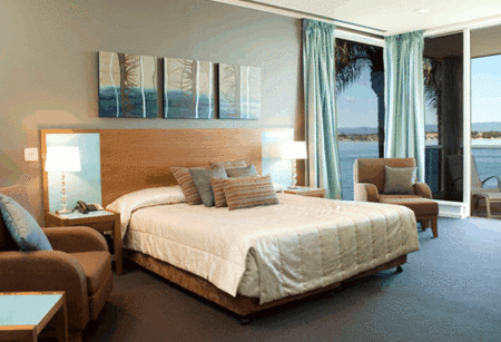 Main Beach QLD Accommodation Resorts