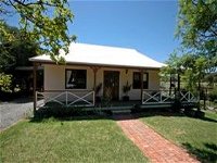 McLaren Cottage - Mackay Tourism
