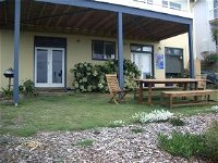 Victor Apartments - Cheri-On-Sea Apartment - Accommodation Cooktown