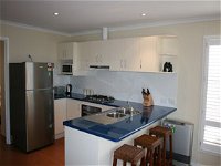 Tudaisies - Accommodation in Surfers Paradise