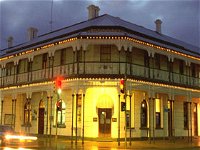 Mount Gambier Hotel - Broome Tourism
