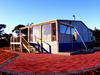 Wilderness Valley Studio Accommodation - Townsville Tourism