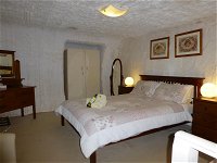 Underground Bed and Breakfast - Broome Tourism