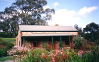 Amanda's Cottage 1899 - Redcliffe Tourism