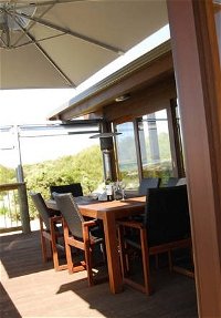 Sleaford Bay Retreat - Accommodation in Surfers Paradise