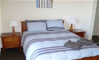 Moana Beach Holiday Apartments - Redcliffe Tourism