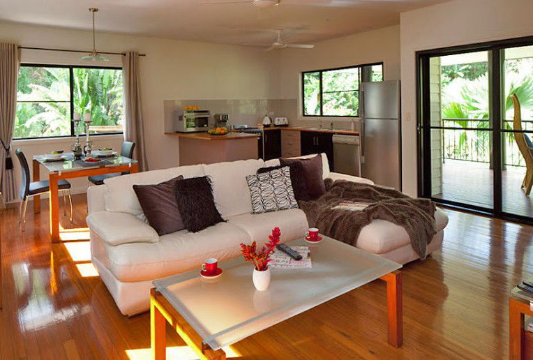  Accommodation Airlie Beach