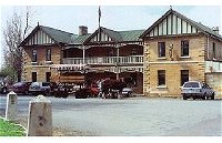 Man-O-Ross Hotel - Redcliffe Tourism