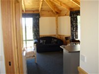 Seven Mile Cottages - St Kilda Accommodation