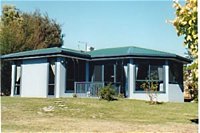 Homelea Accommodation Spa Cottage and Apartments - Carnarvon Accommodation