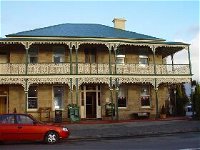 Richmond Arms Hotel - The - Accommodation Sydney