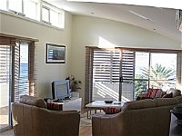 Paradise House - Geraldton Accommodation