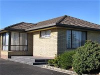 Vera May Apartment - Geraldton Accommodation