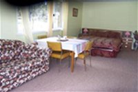 Quamby Pines Chalet B  B - Accommodation Airlie Beach