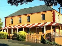 Meredith House And Mews - Accommodation Mt Buller