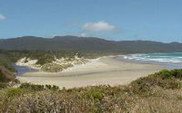 Cloudy Bay Cabin - Mackay Tourism