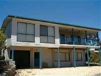 Lazy Wave Beach House - Taree Accommodation