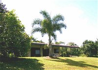 Daintree Mountain View Retreat and Vanilla Beans - Broome Tourism