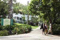 Halse Lodge Backpackers Hostel YHA - Accommodation Redcliffe