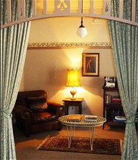 Old England Accommodation - Accommodation Gladstone