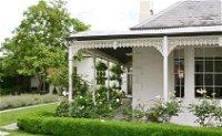 Camellia Cottage Bed  Breakfast - Mackay Tourism