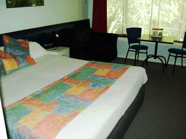 Poinciana Motel - Accommodation Sydney