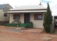 Lilly May Cottage - Redcliffe Tourism