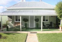 Unique Outback Cottages - Hebbard Cottage - Accommodation Rockhampton