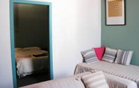 Accommodation in an Historic Warehouse - Redcliffe Tourism
