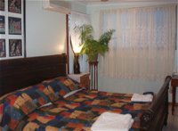 Beachfront Bed and Breakfast - Accommodation in Surfers Paradise