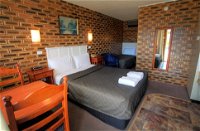 Apple and Grape Motel - Accommodation Cooktown